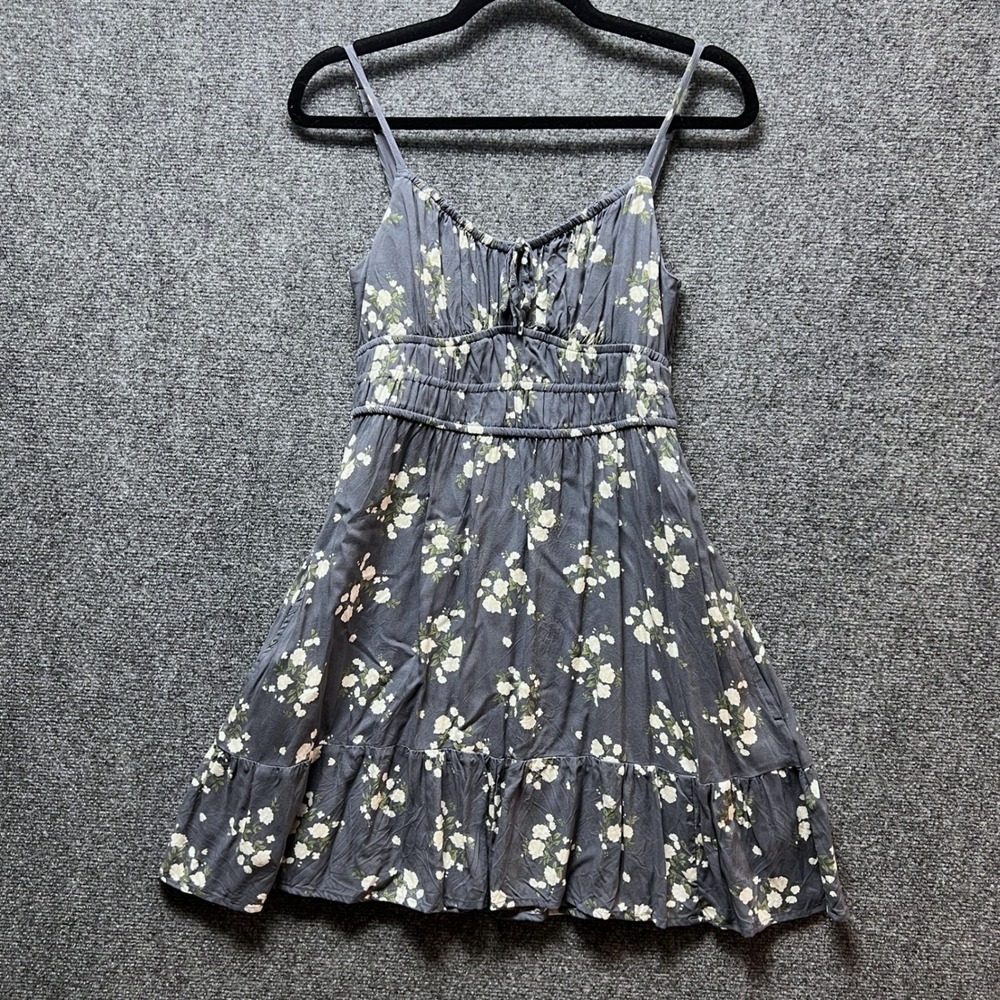 Hollister Floral Smocked Mini Dress Gray White Boho Tiered Pockets Small Regular